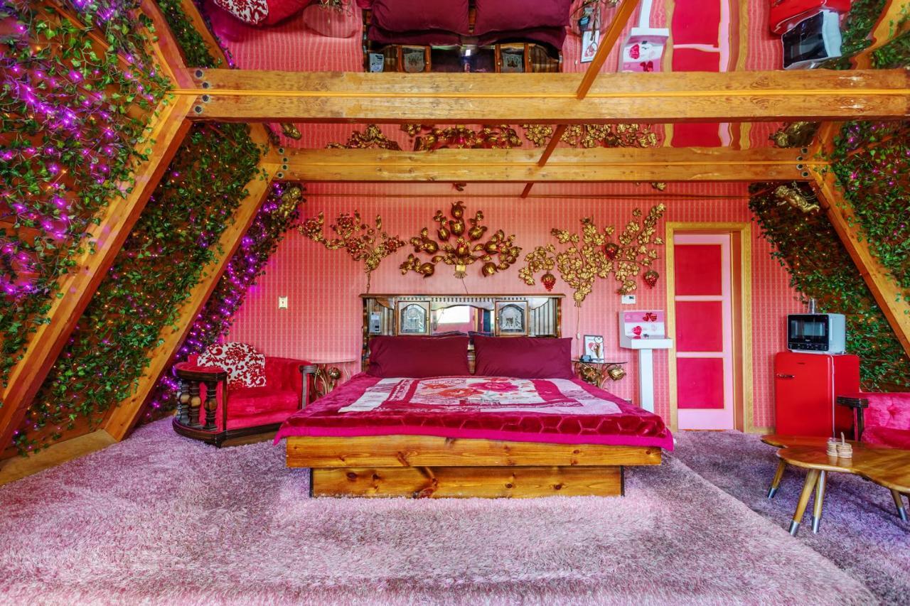 Hicksville Pines Chalets & Motel Idyllwild Εξωτερικό φωτογραφία