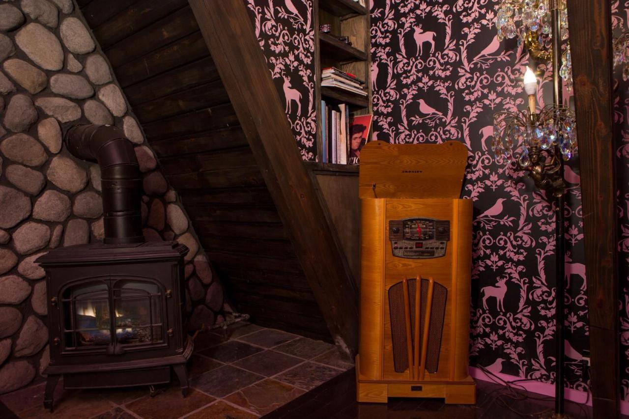 Hicksville Pines Chalets & Motel Idyllwild Εξωτερικό φωτογραφία
